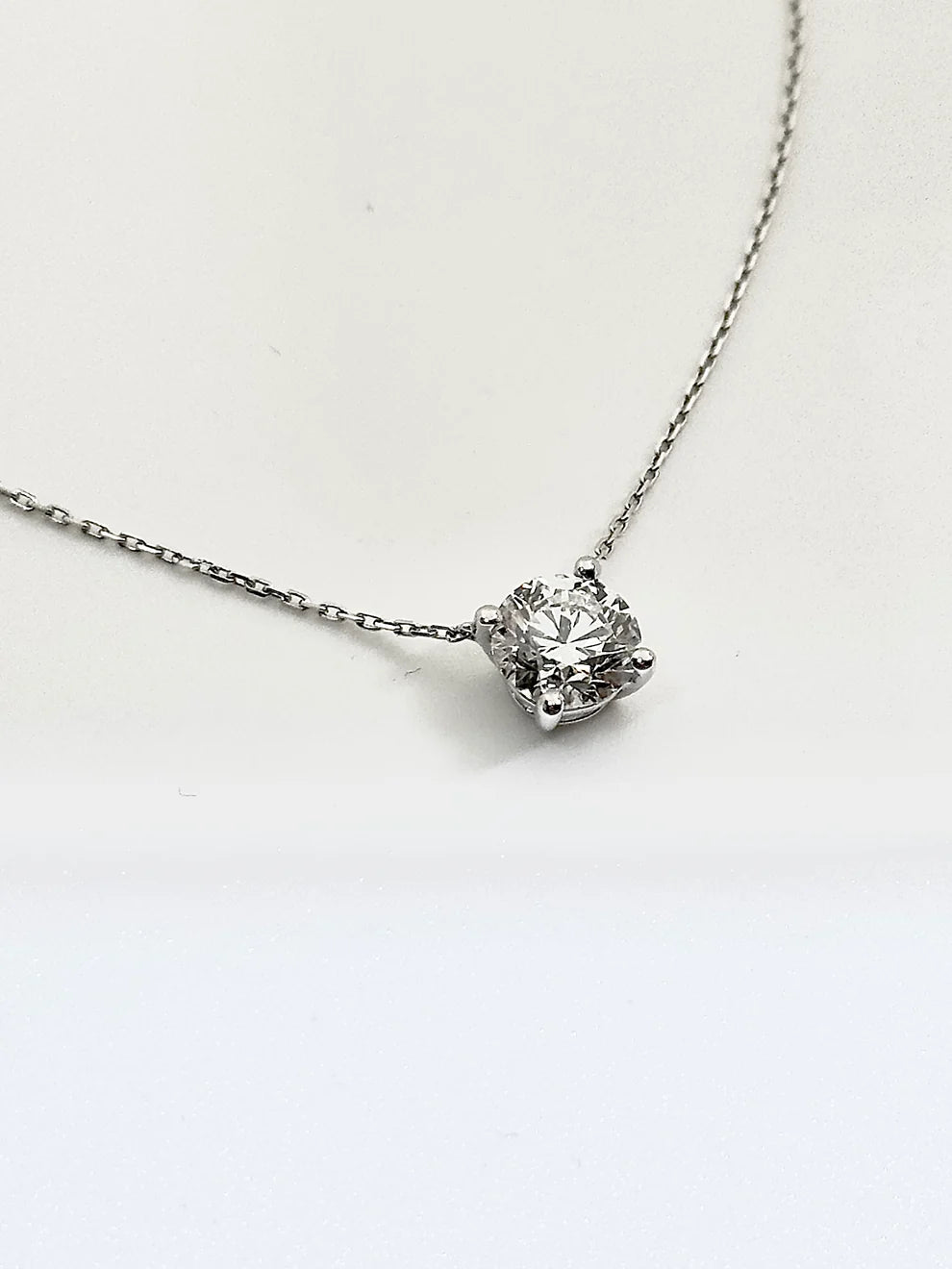Round Diamond Pendant