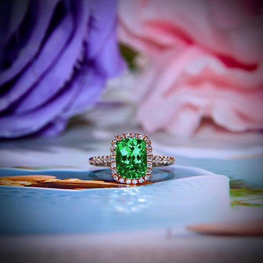 Exploring the World of Green Gemstones: Emerald, Jade, Green Sapphire, and Peridot