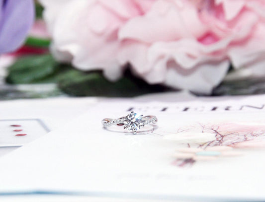 Crafting the Perfect Engagement Ring: A Tale of Bespoke Beauty