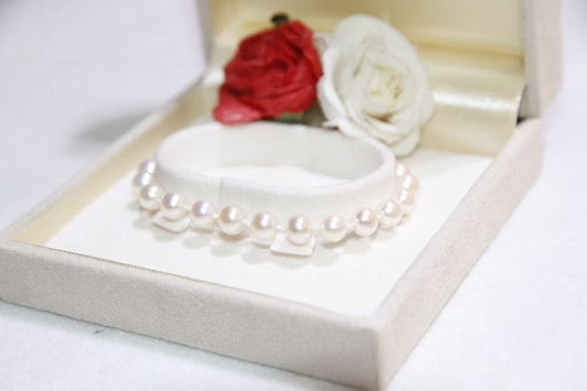 Fresh Water Pearl Bracelet Collection