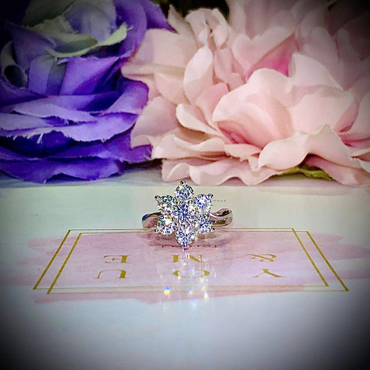 [For Rent] Radiant Star Diamond Ring (To Buy: $26,296)