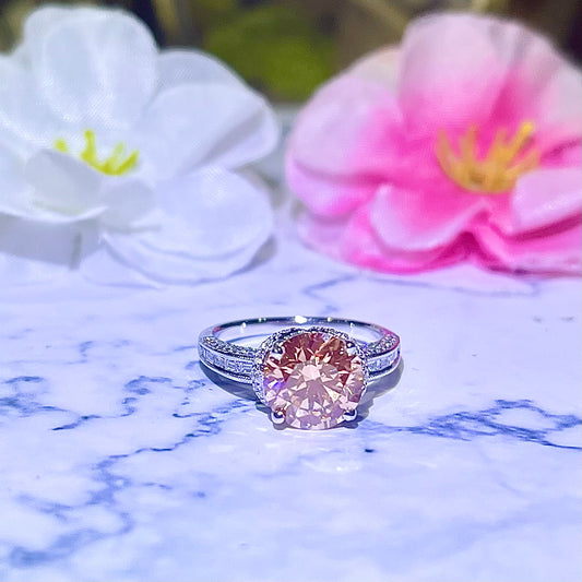[For Rent] Fancy Orange Diamond Ring (To Buy: $229,152)