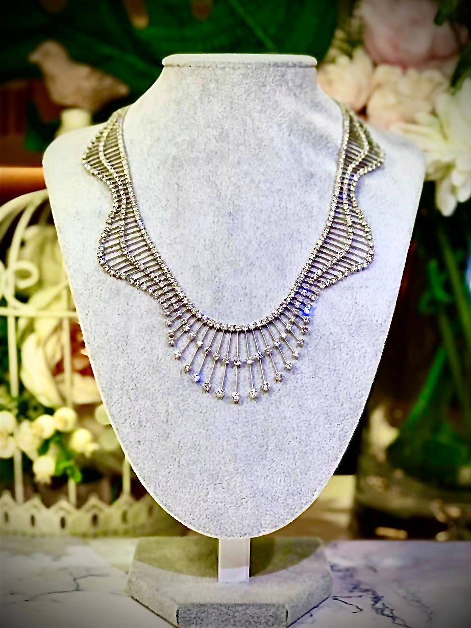 [For Rent] Infinite Brilliance Diamond Necklace (To Buy: $253,442)