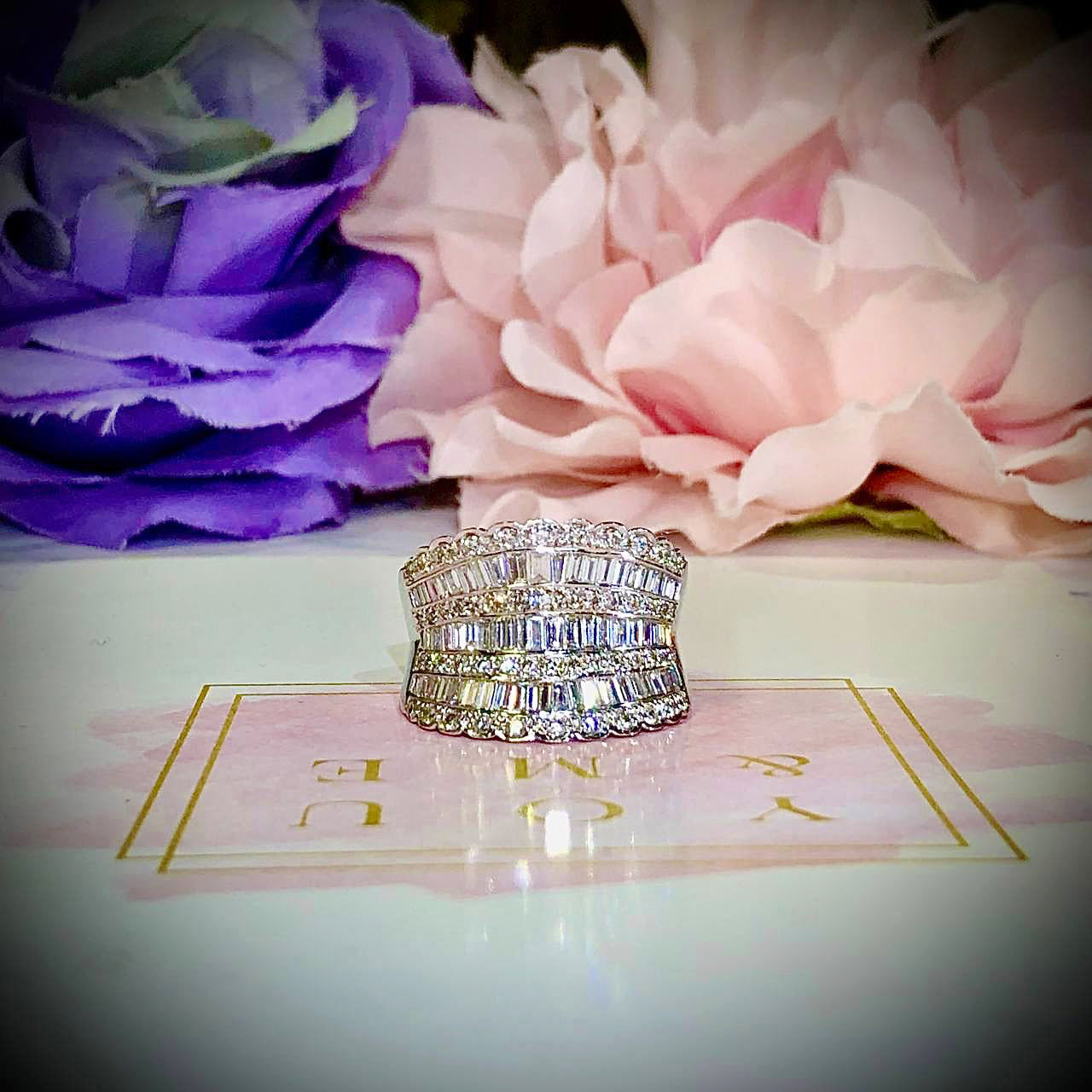 [For Rent] White Gold Tapered Radiance (To Buy: $16,994)