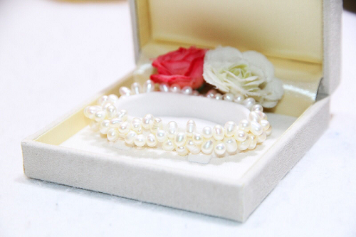 Freshwater Pearl Floral Bracelet