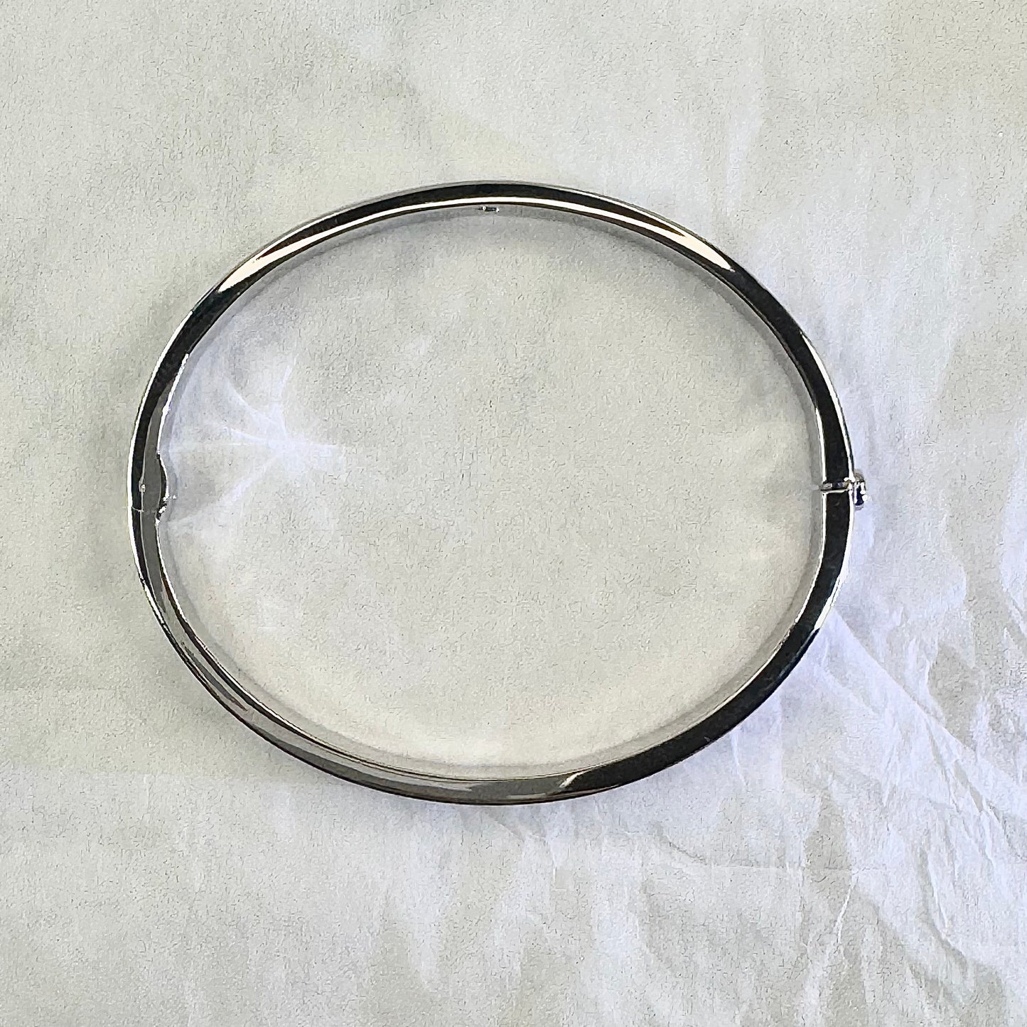 Love Me Bangle - White Gold