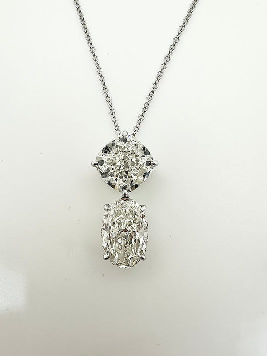 Dangle pendant