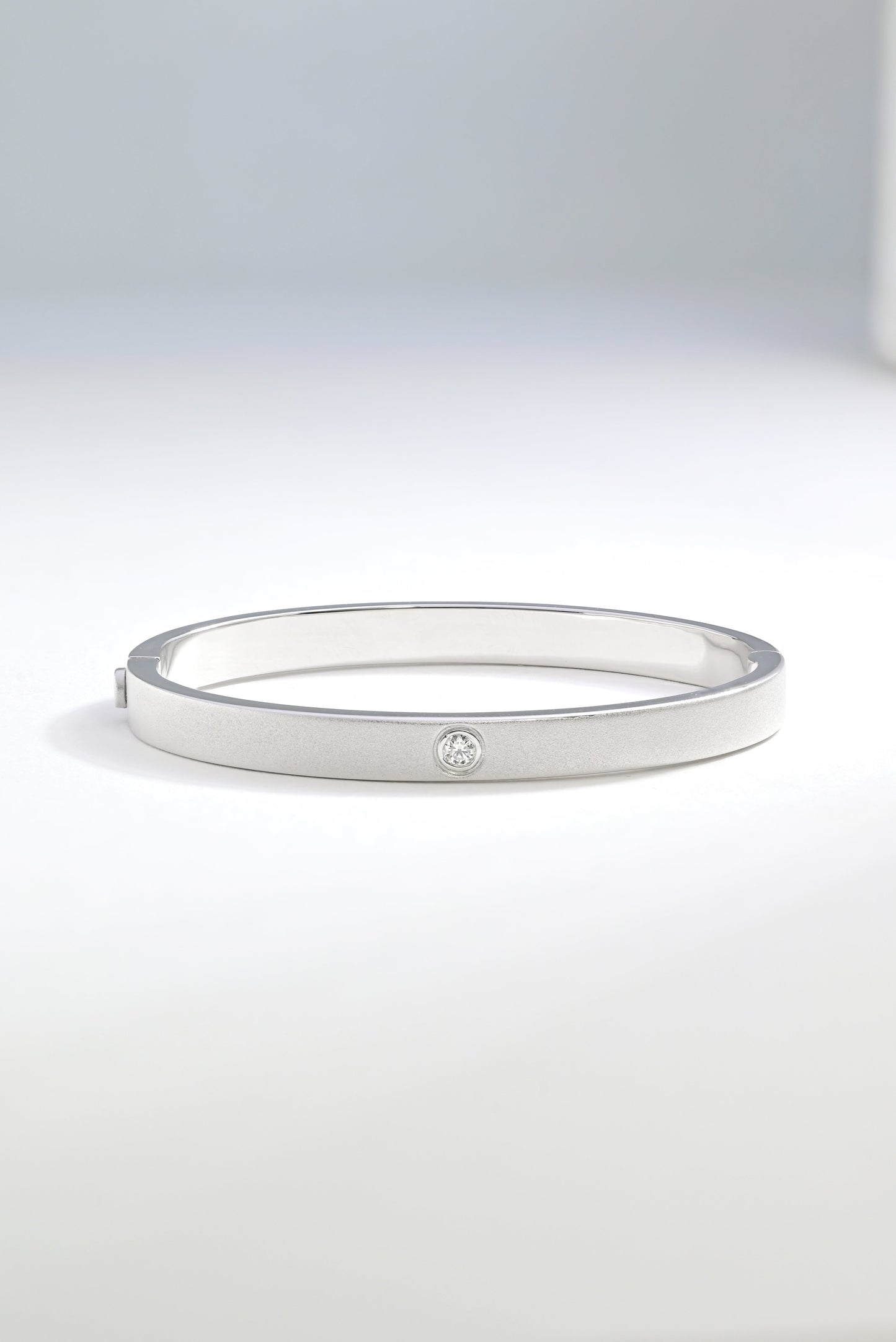 Love Me Bangle - White Gold