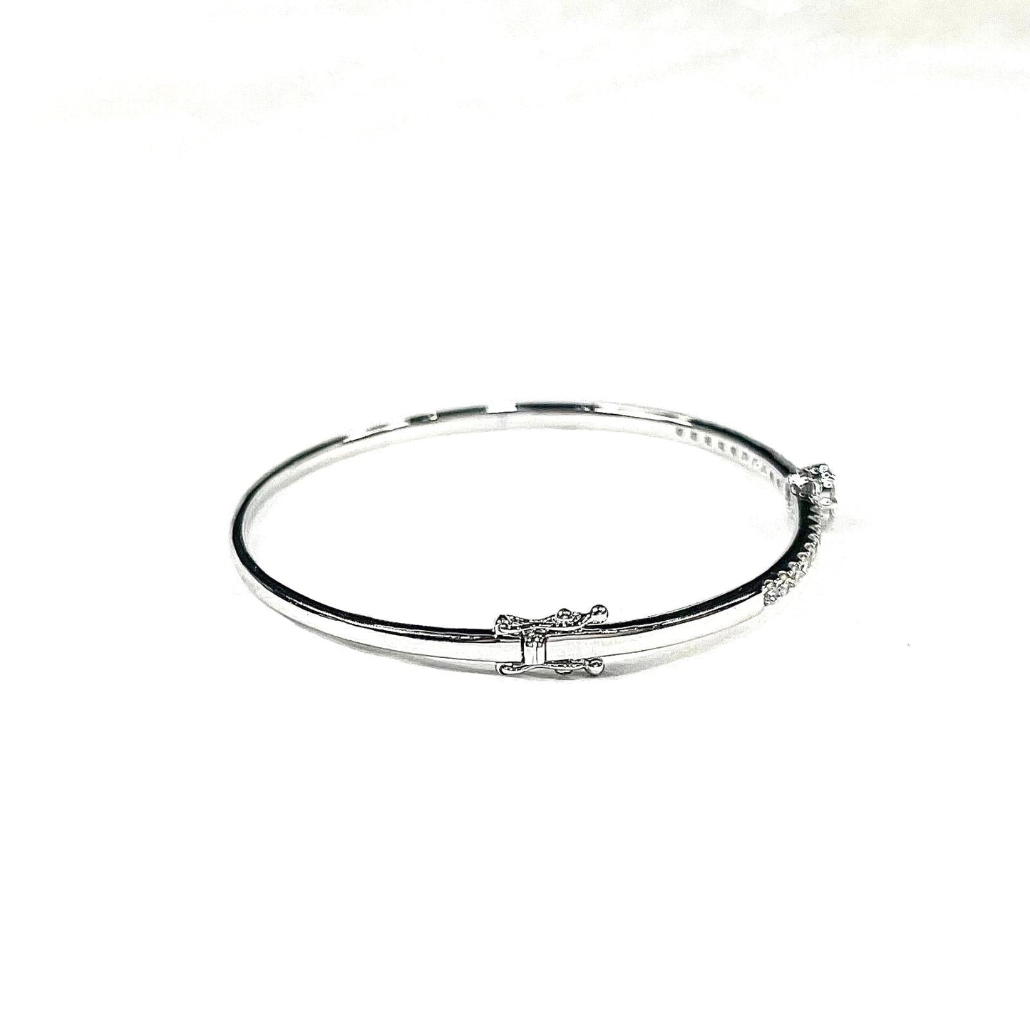 Luminous Diamond Bracelet
