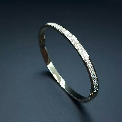 Love Me Bangle - Champagne Gold